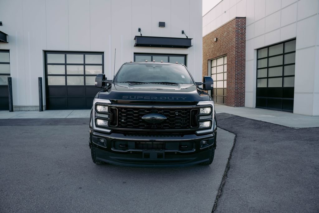 Used 2024 Ford F450 King Ranch w/ FX4 Off-Road Package AWD/4WD image 2