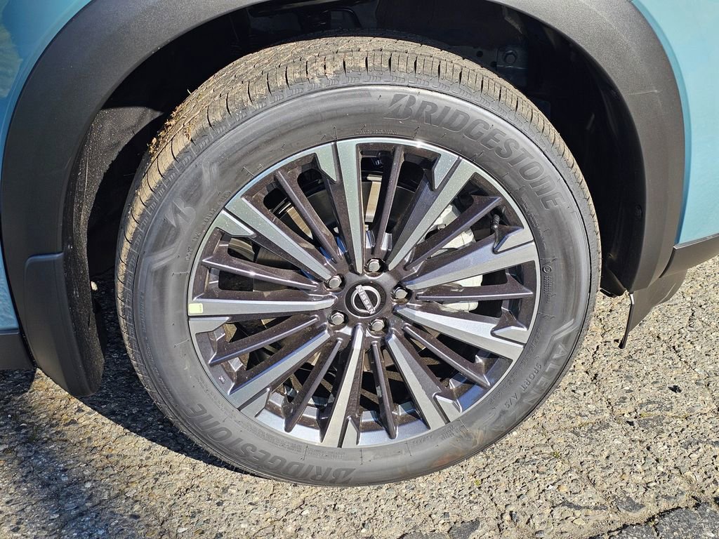 New 2026 Nissan Pathfinder Platinum AWD/4WD image 32