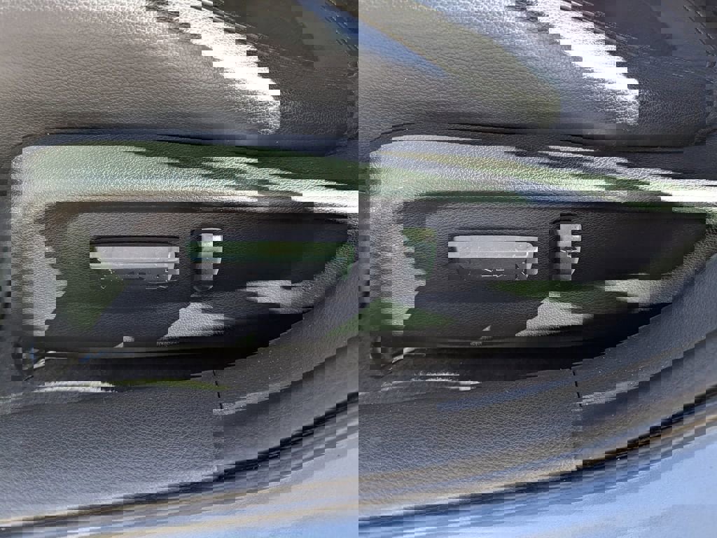 Used 2020 Honda Civic EX-L image 16