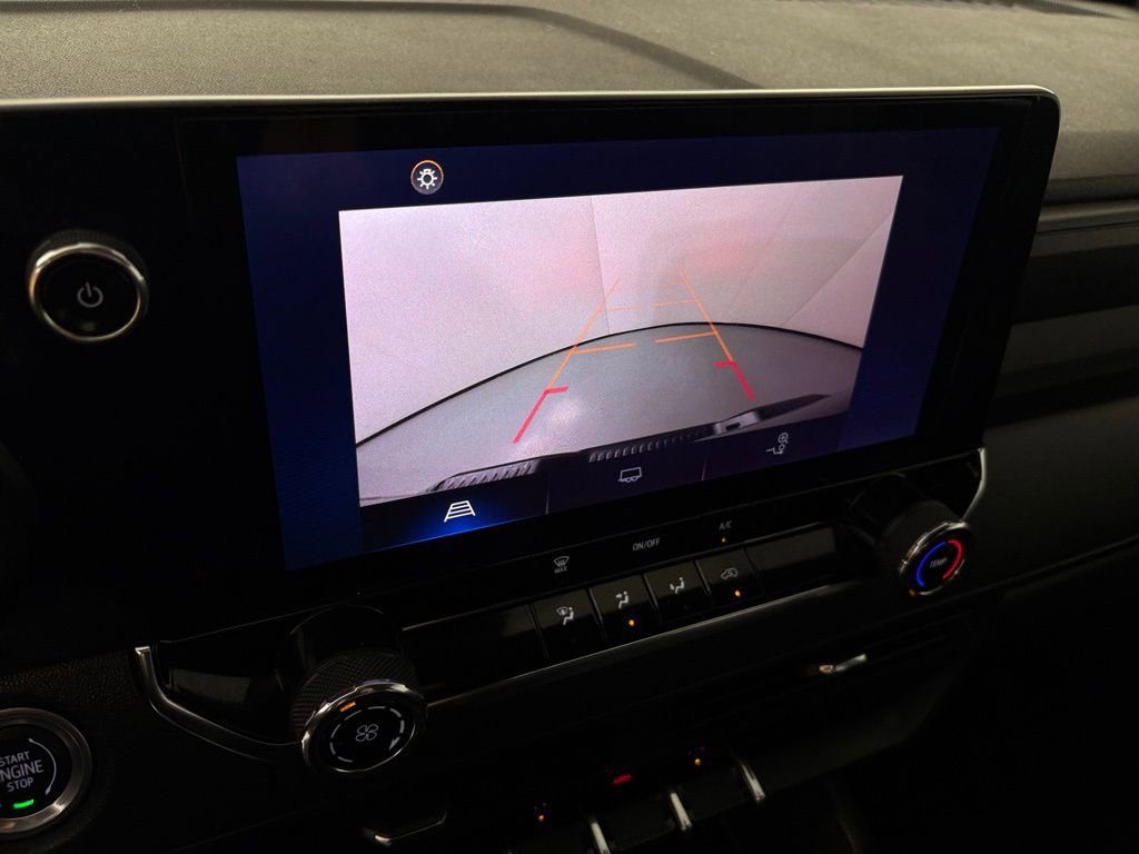 Used 2023 Chevrolet Colorado W/T image 31