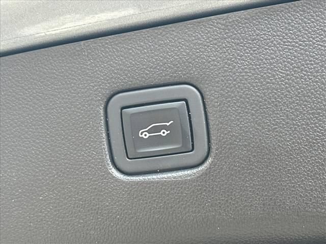 Certified 2023 Chevrolet Blazer RS w/ Driver Confidence II Package FWD image 12