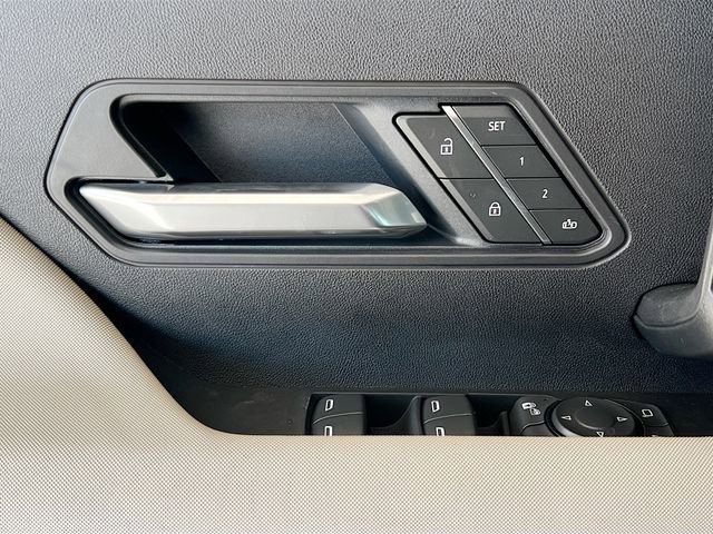 New 2026 GMC Hummer EV 4x4 Crew Cab image 13