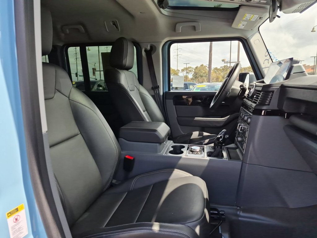 Used 2025 INEOS Grenadier Station Wagon AWD/4WD image 27