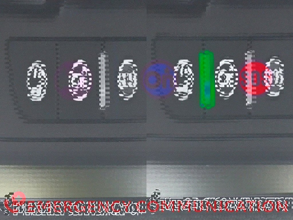 Used 2022 Chevrolet Traverse RS image 29