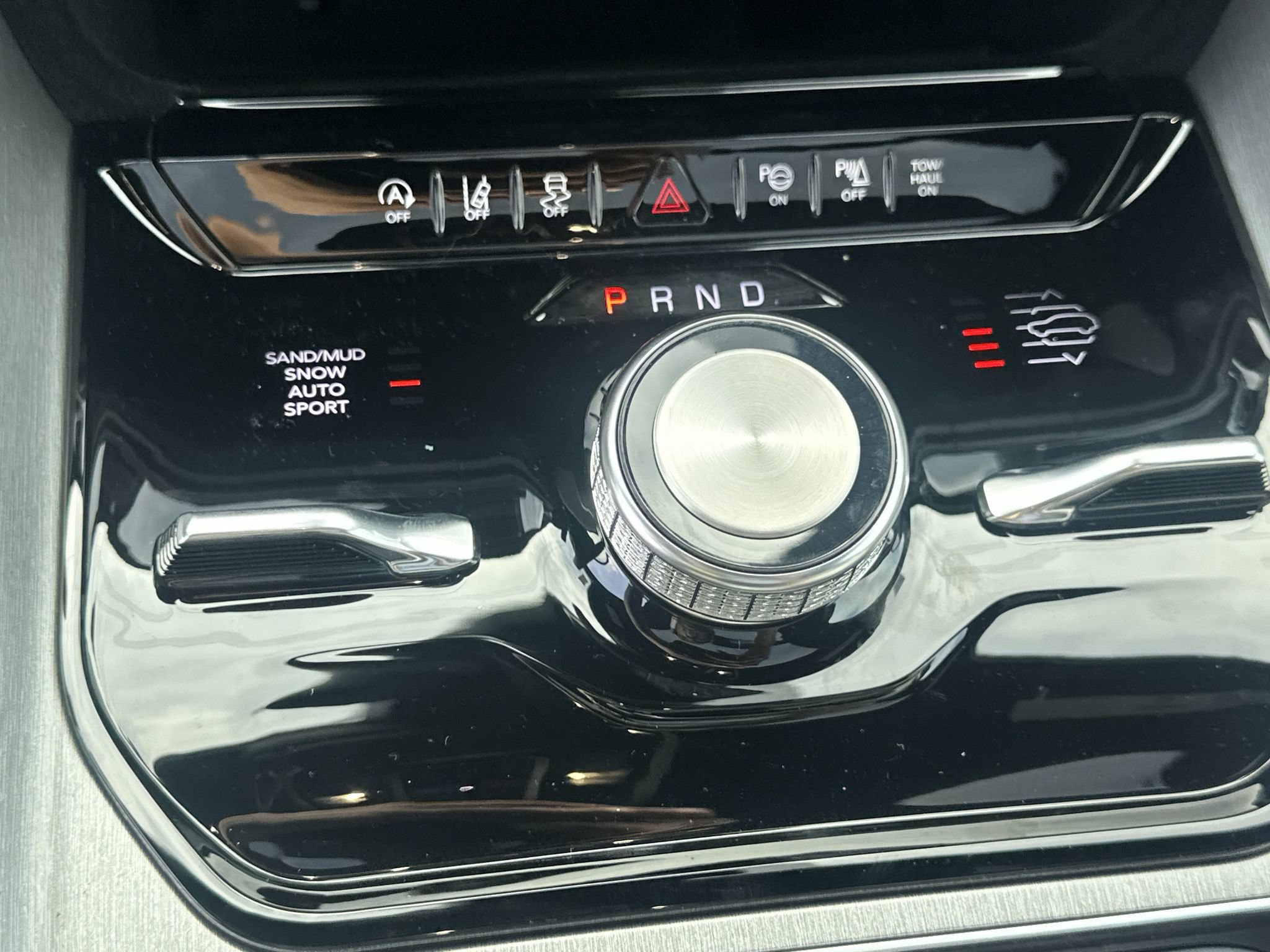 New 2026 Jeep Grand Wagoneer L Limited AWD/4WD image 31