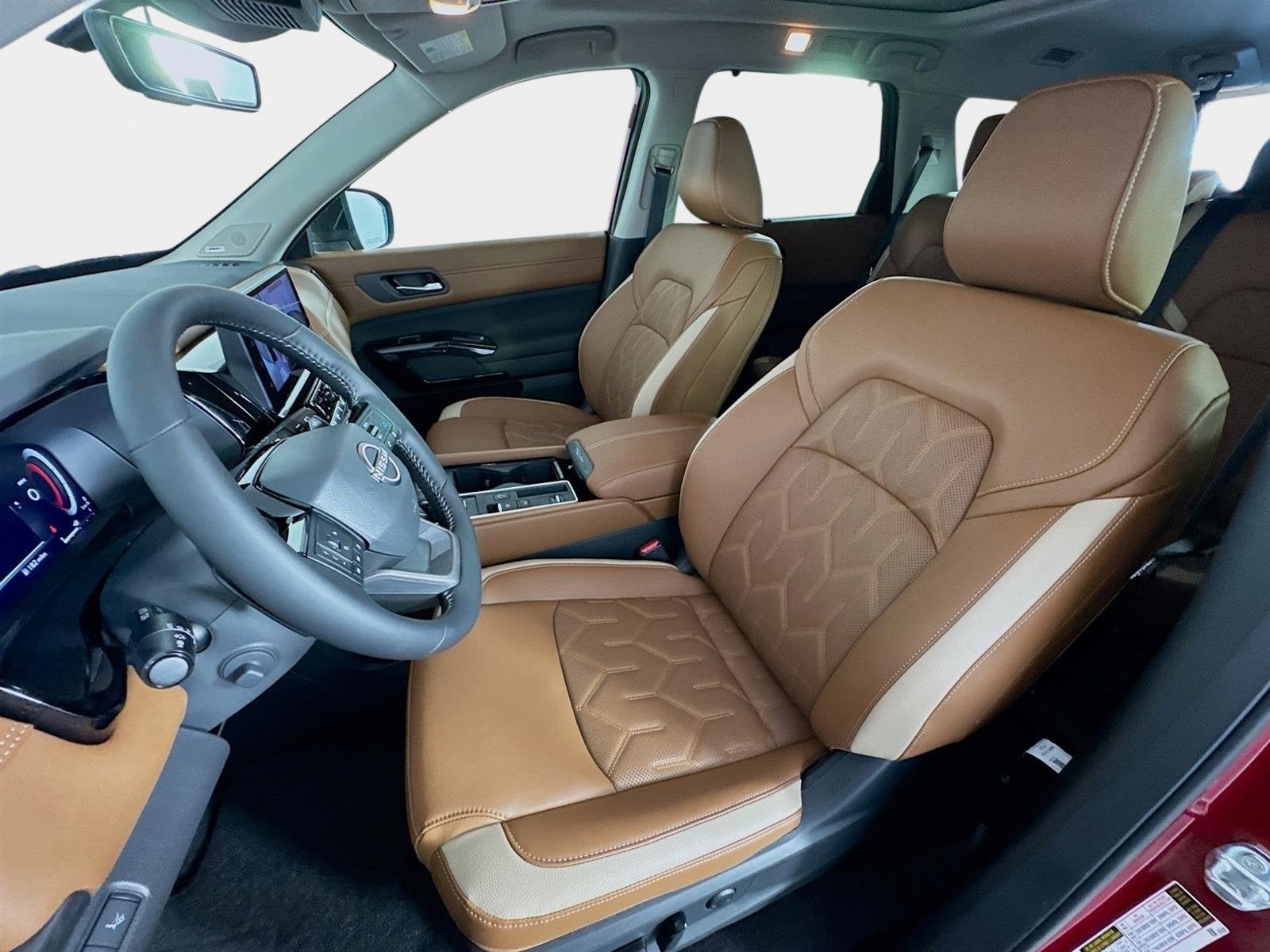 New 2026 Nissan Pathfinder Platinum w/ Cargo Package FWD image 11