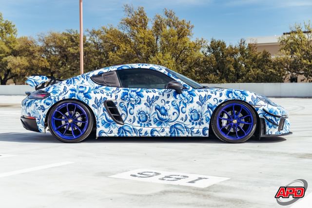 Used 2018 Porsche 718 Cayman RWD image 13