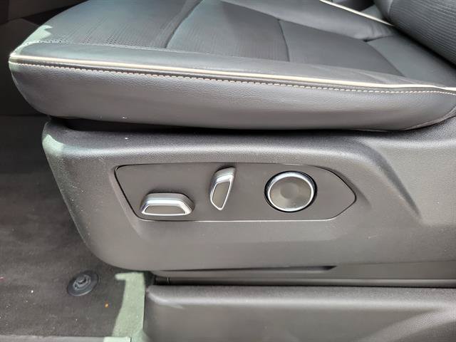 Used 2021 Cadillac Escalade Sport w/ Driver Assist Tech Package RWD image 18