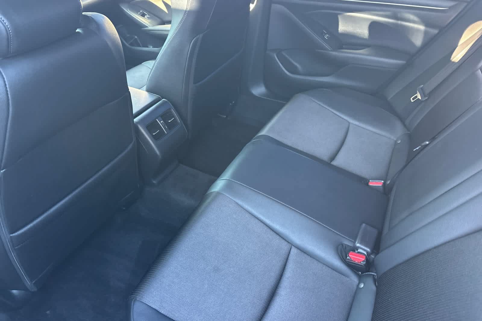 Used 2019 Honda Accord Sport image 12