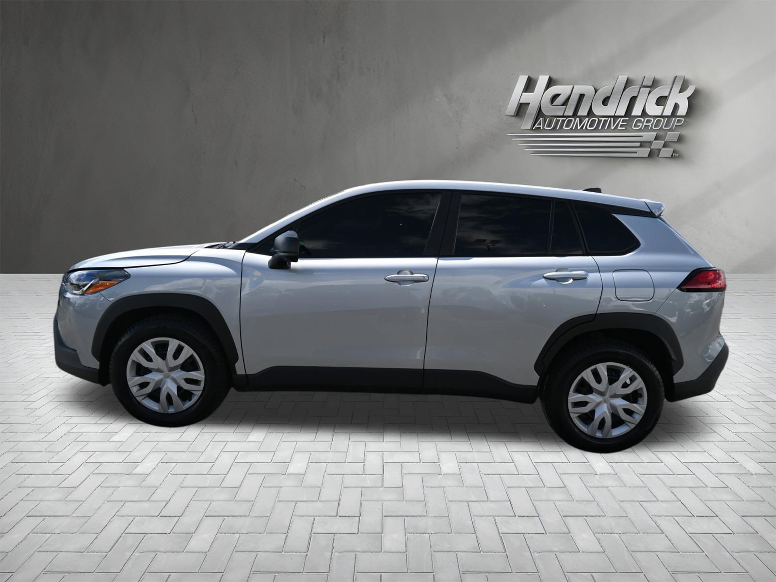 Used 2024 Toyota Corolla Cross L FWD image 7