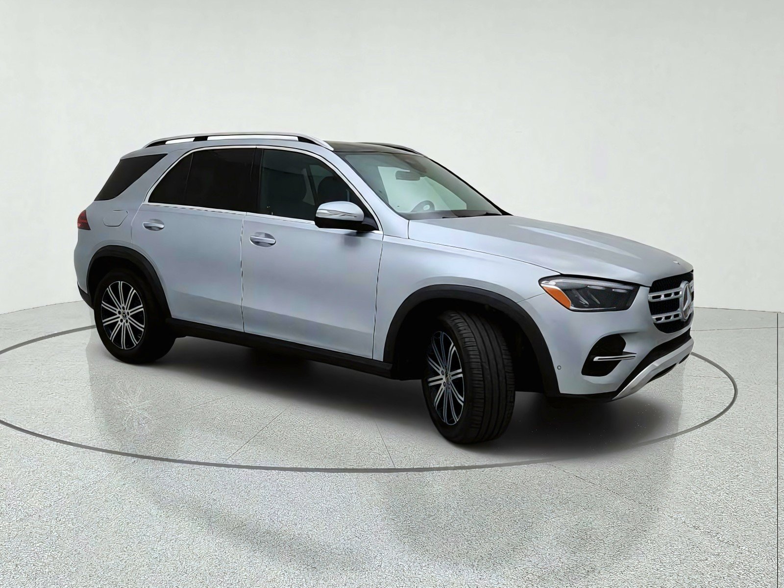 Used 2026 Mercedes-Benz GLE 350 4MATIC image 5