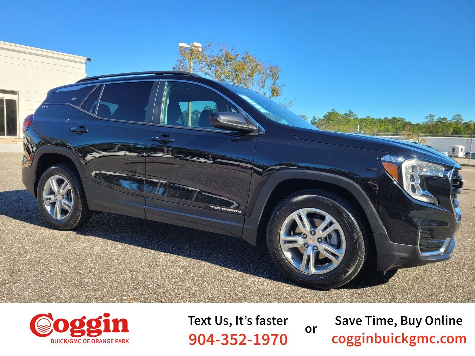 Used 2022 GMC Terrain SLE w/ Driver Convenience Package