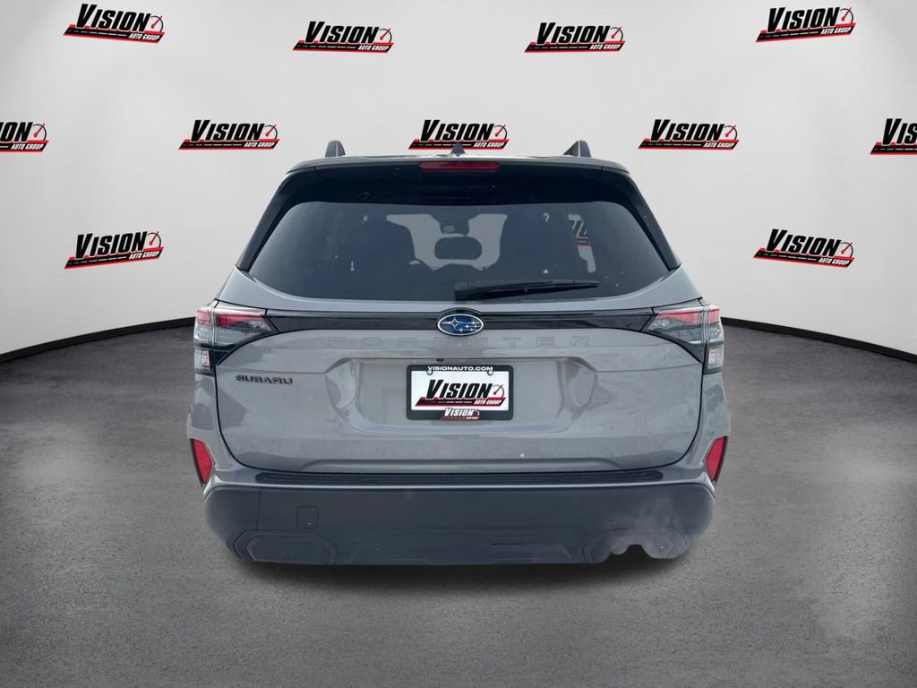 Used 2025 Subaru Forester Premium image 6