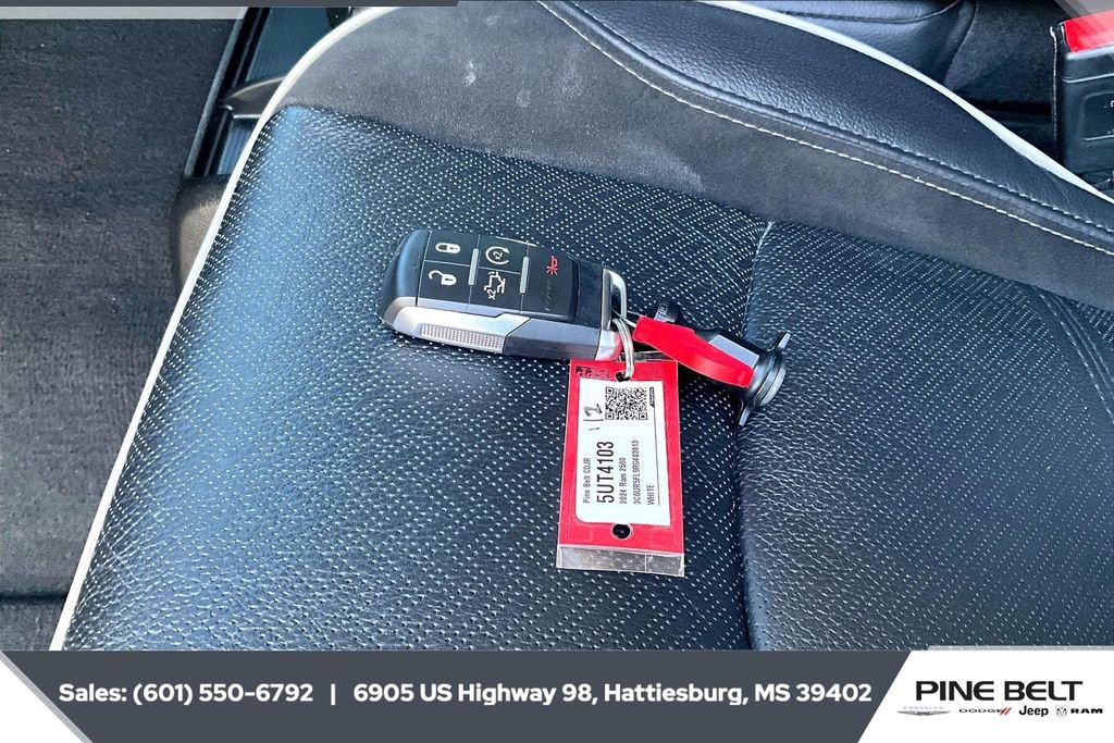 Used 2024 RAM 2500 Laramie w/ Safety Group image 9