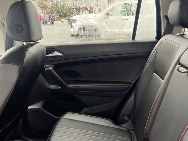 Used 2024 Volkswagen Tiguan Wolfsburg Edition image 24