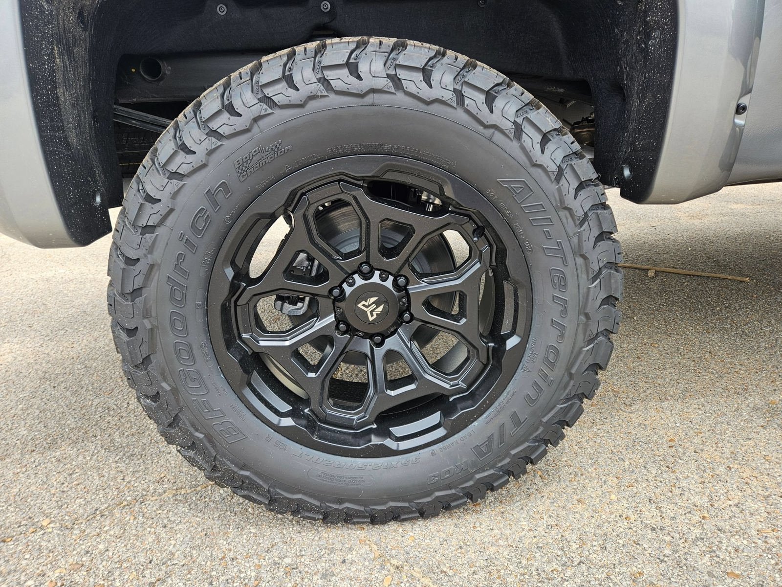 New 2026 GMC Sierra 1500 AT4 w/ AT4 Premium Package AWD/4WD image 32