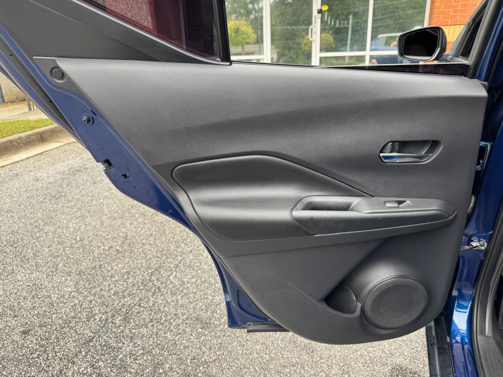 Used 2019 Nissan Kicks SR w/ SR Premium Package FWD image 35