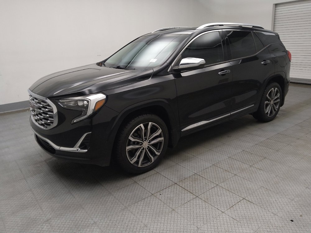 Used 2020 GMC Terrain Denali w/ Denali Premium Package AWD/4WD image 2