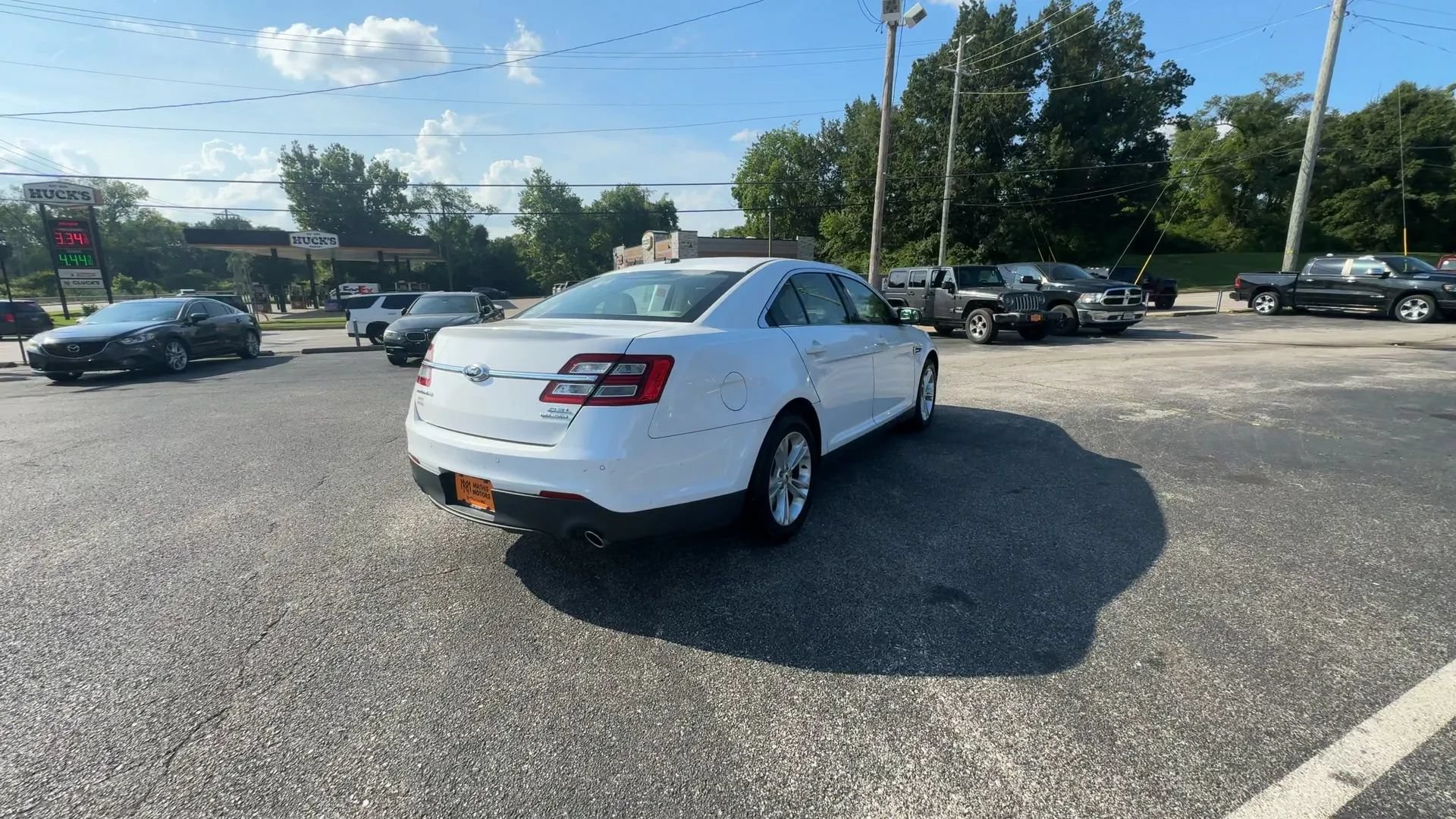 Used 2014 Ford Taurus SEL w/ Equipment Group 201A FWD image 8