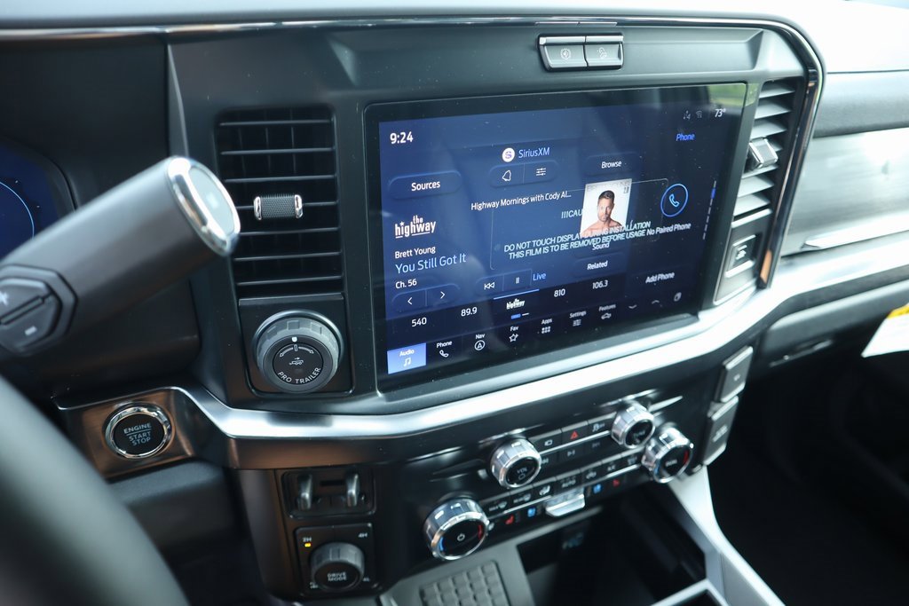 New 2026 Ford F250 Lariat w/ Black Appearance Package image 5