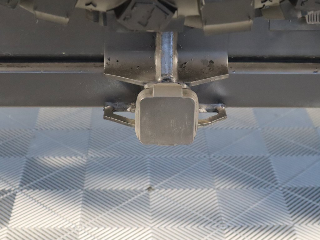 Used 1997 HUMMER H1 4-Door Open Top image 19