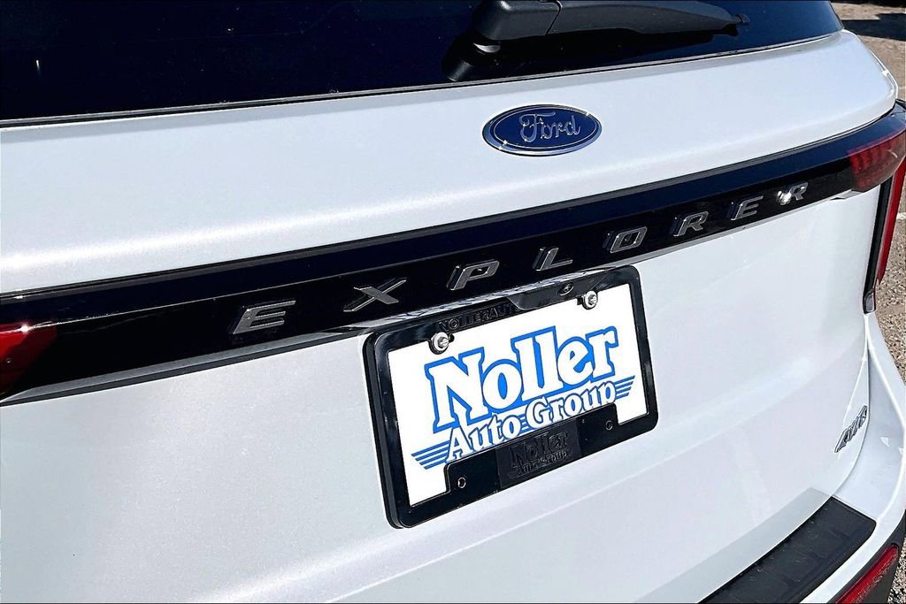 New 2026 Ford Explorer Active w/ Active Comfort Package image 10