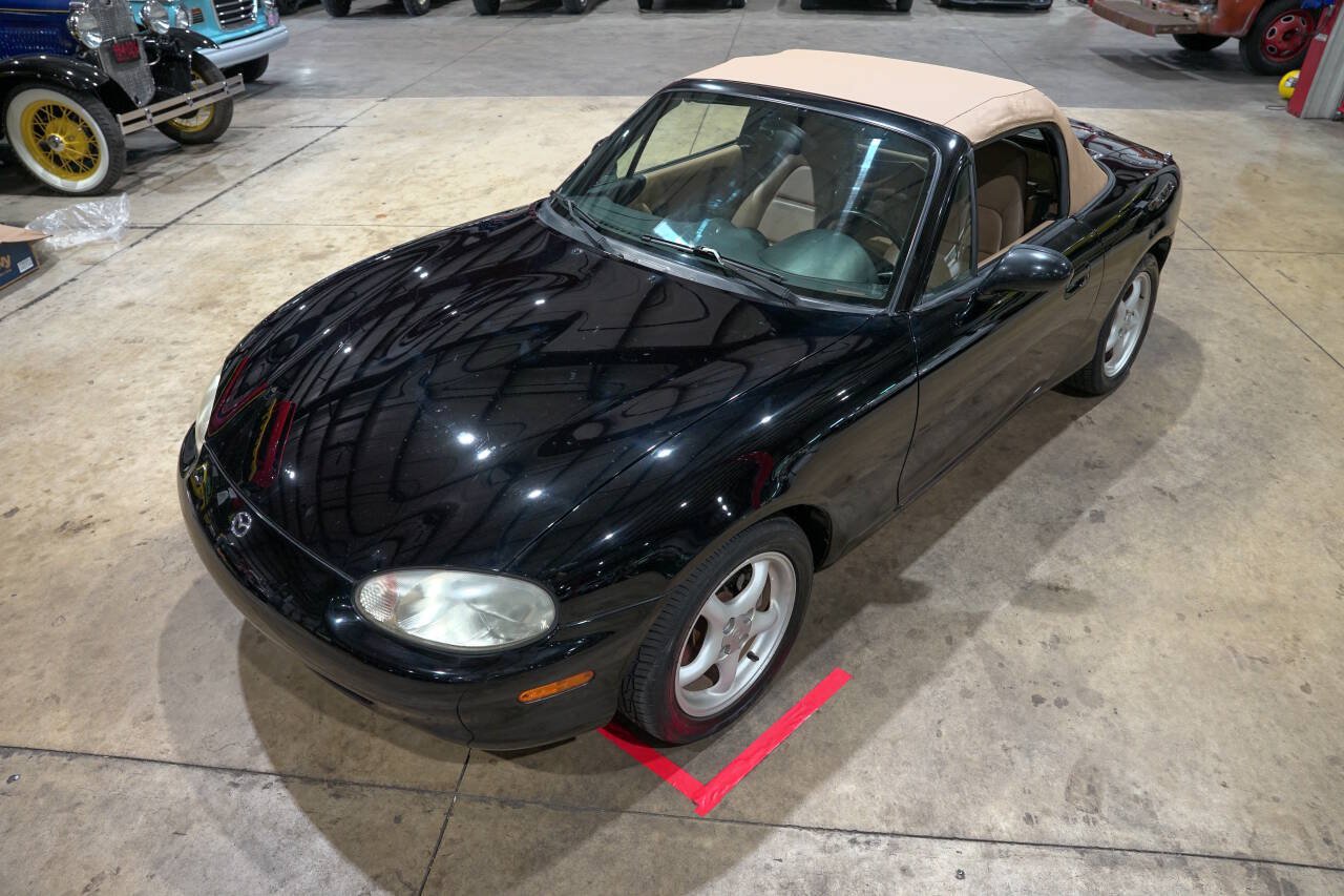 Used 1999 MAZDA MX-5 Miata RWD image 29