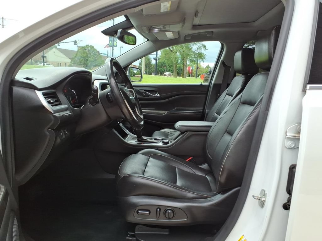 Used 2019 GMC Acadia SLT AWD/4WD image 13
