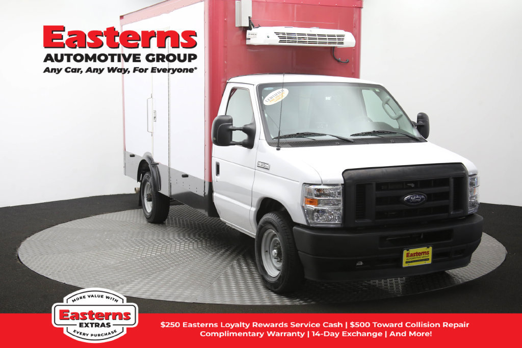 Used 2023 Ford E-350 and Econoline 350 Super Duty w/ Power Windows & Locks Group RWD image 50