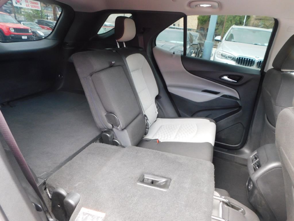 Used 2020 Chevrolet Equinox LS w/ LS Convenience Package image 38
