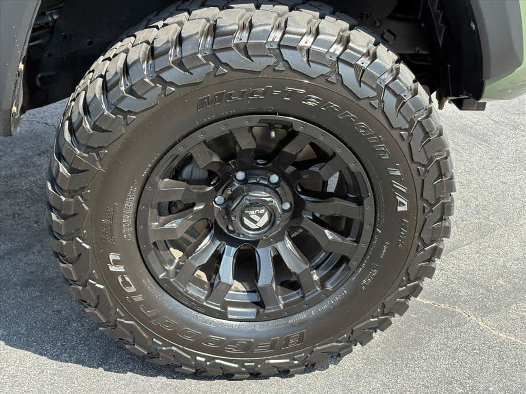 Used 2021 Toyota Tacoma TRD Off-Road w/ Technology Package AWD/4WD image 32