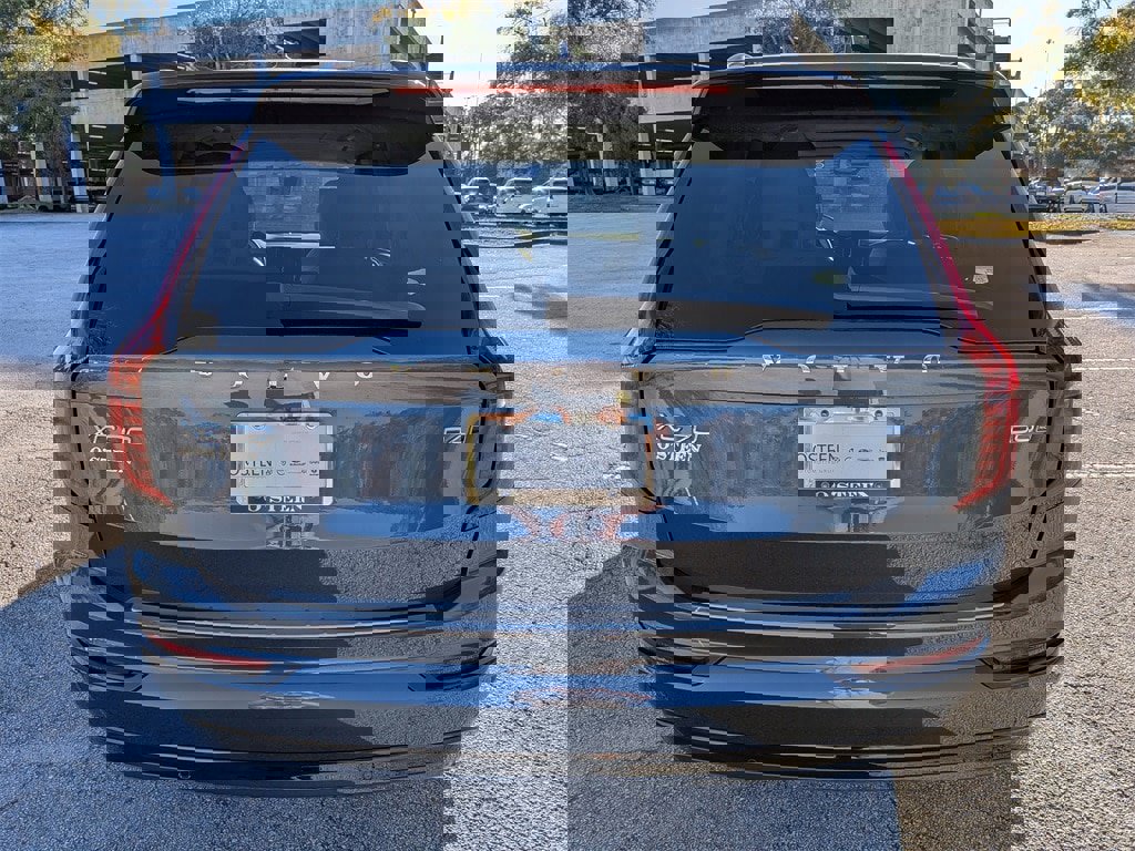 New 2026 Volvo XC90 B6 Ultra w/ Protection Package Premier image 11