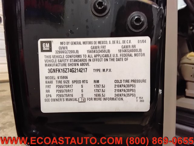 Used 2004 Chevrolet Suburban Z71 w/ Preferred Equipment Group image 17