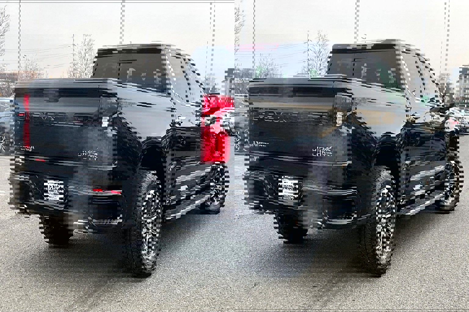 Used 2024 Chevrolet Silverado 1500 High Country w/ Z71 Off-Road Package image 12