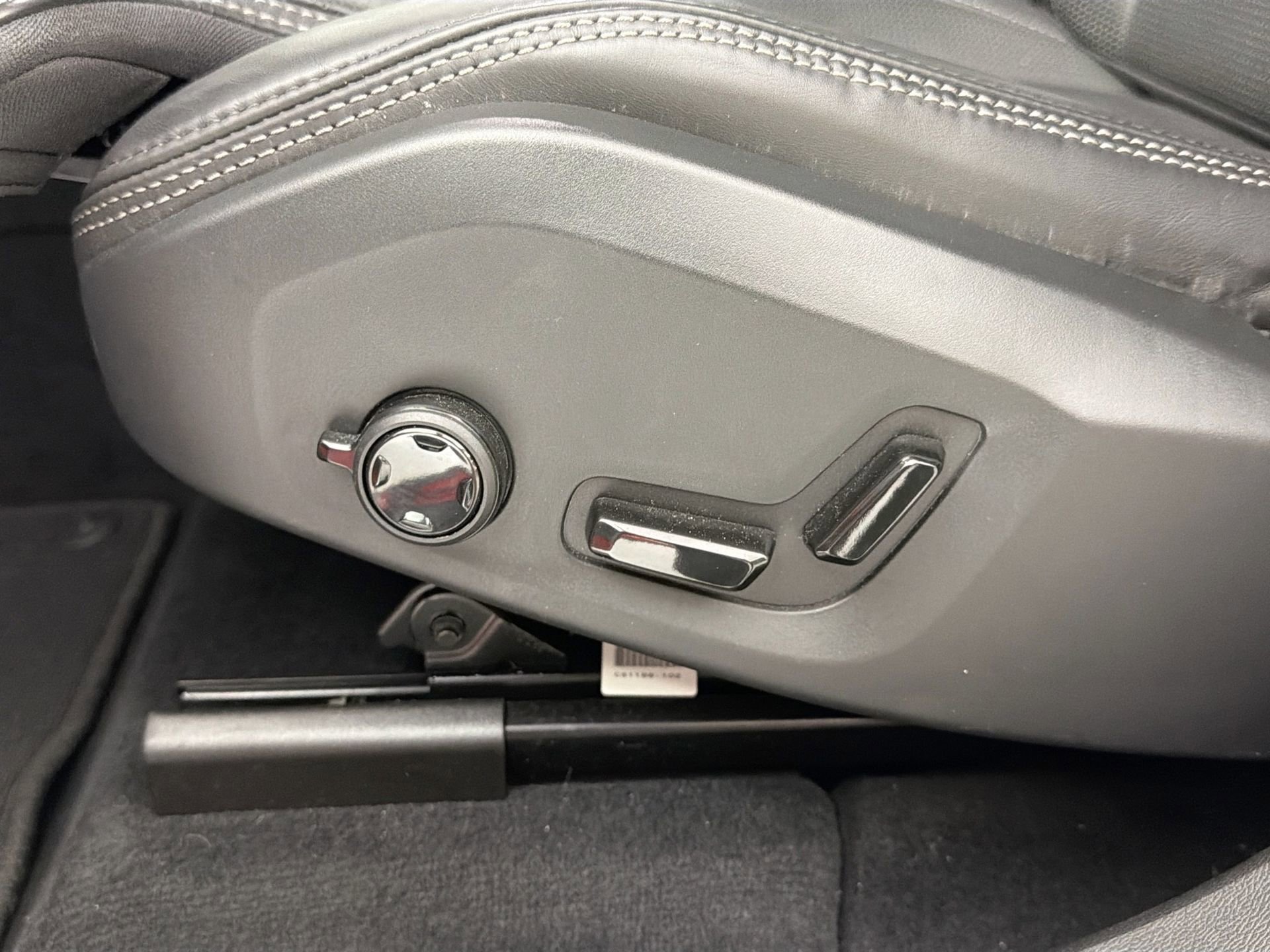 Certified 2023 Volvo XC60 B5 Ultimate image 20