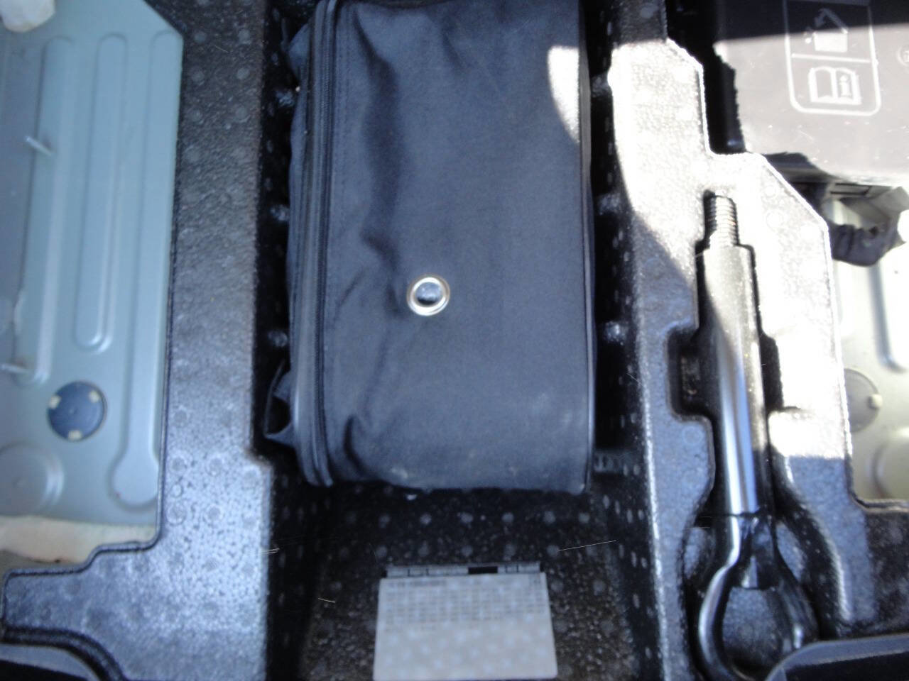 Used 2016 Chevrolet Camaro LT image 18