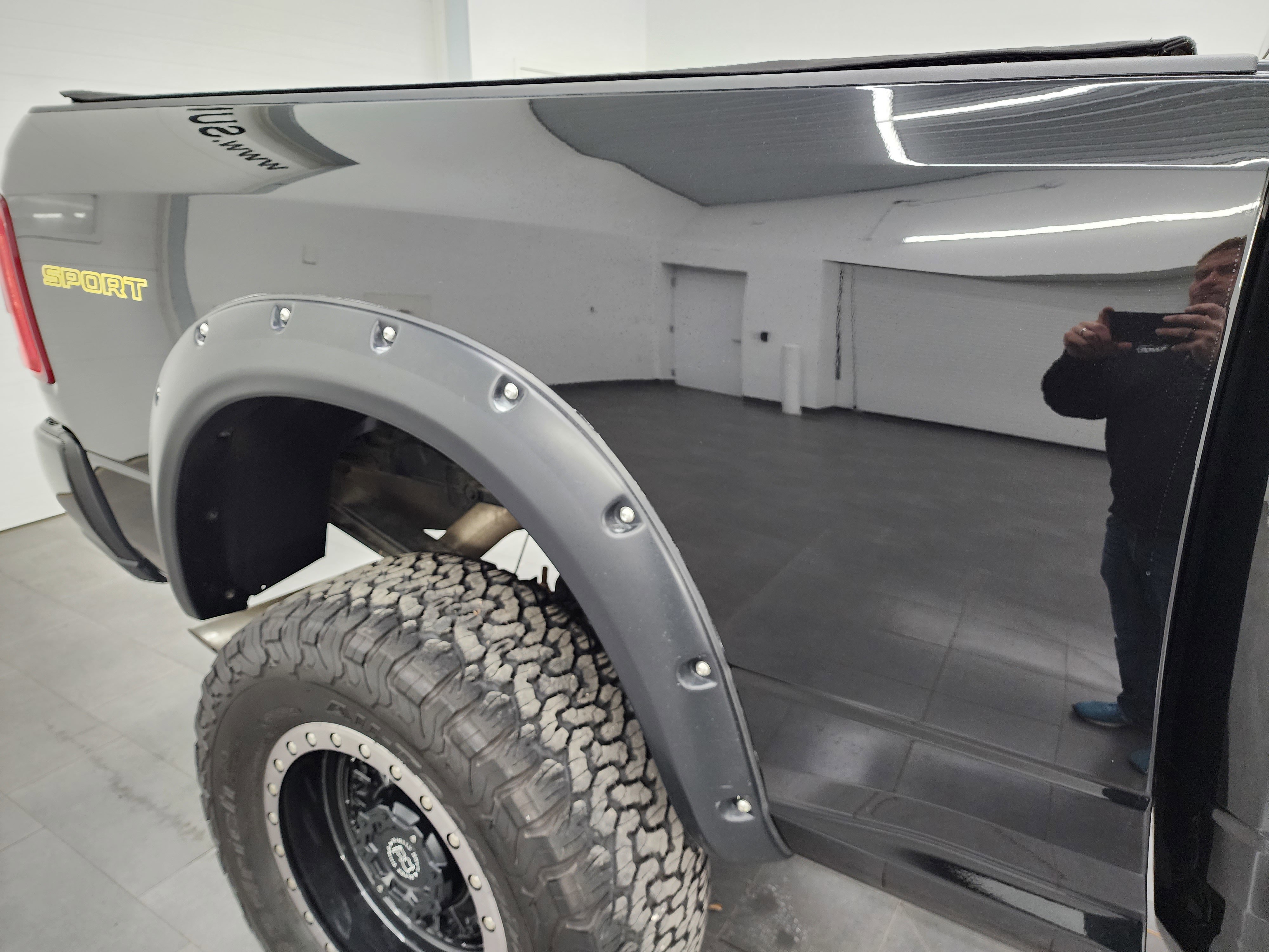 Used 2023 RAM 3500 Laramie image 27