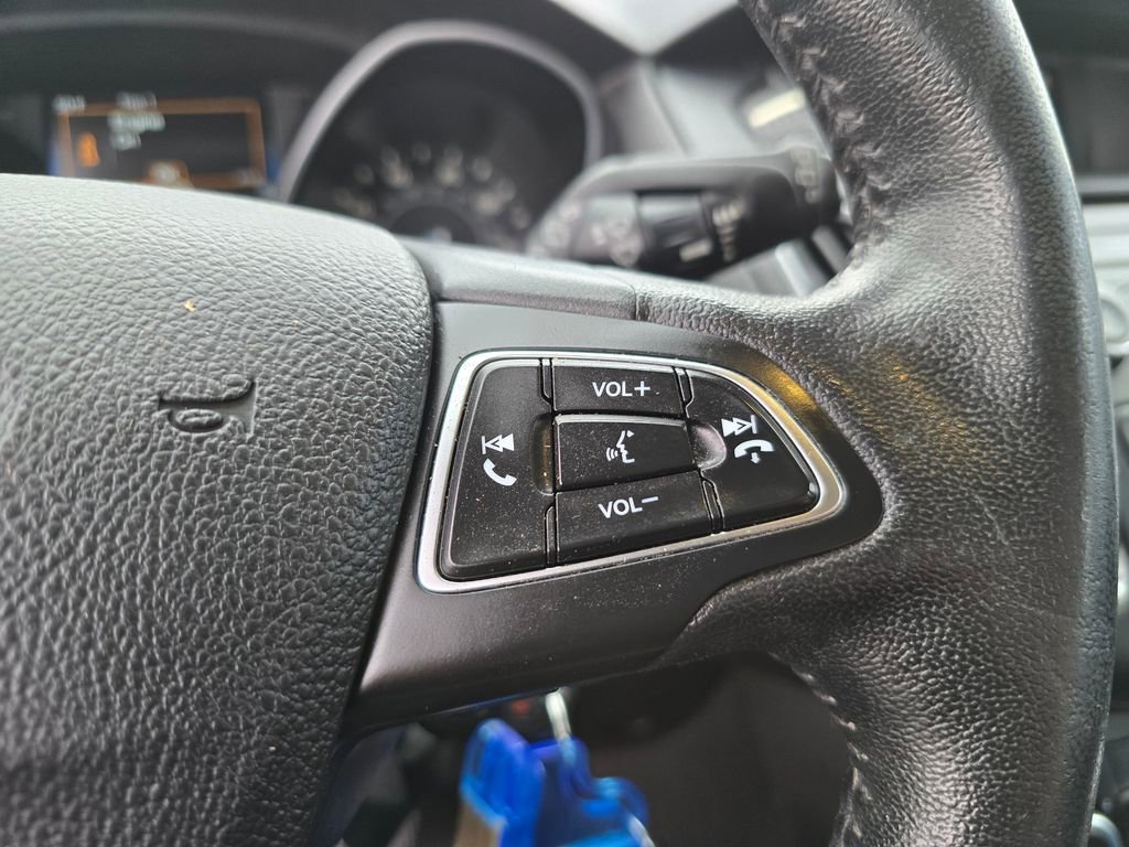 Used 2016 Ford Focus SE w/ Equipment Group 201A image 19