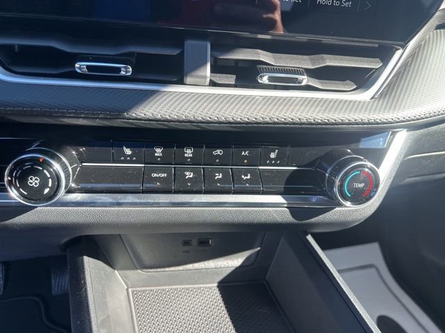 New 2026 Chevrolet Equinox LT image 24