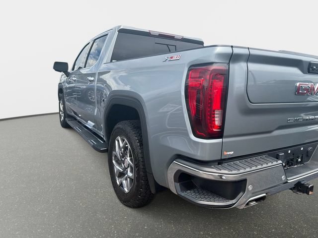 Used 2024 GMC Sierra 1500 SLT w/ SLT Premium Plus Package AWD/4WD image 5