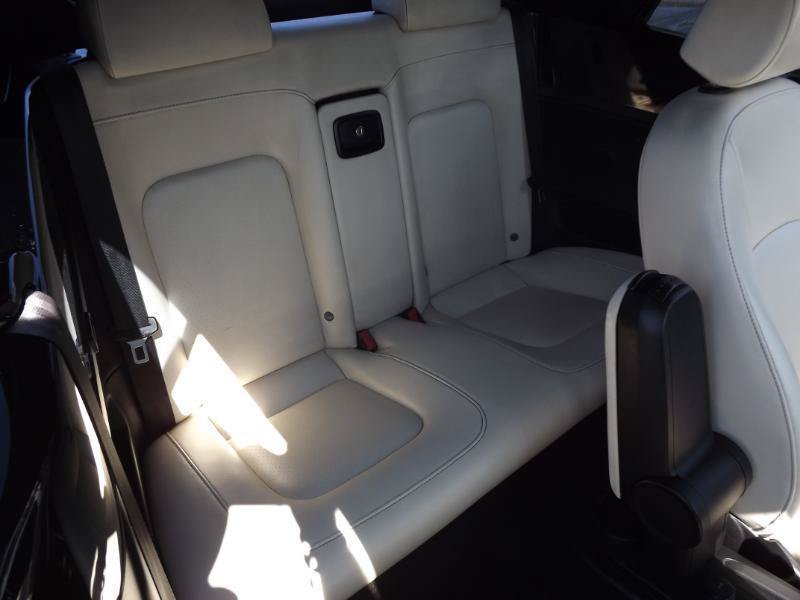 Used 2010 Volkswagen Beetle Convertible FWD image 24