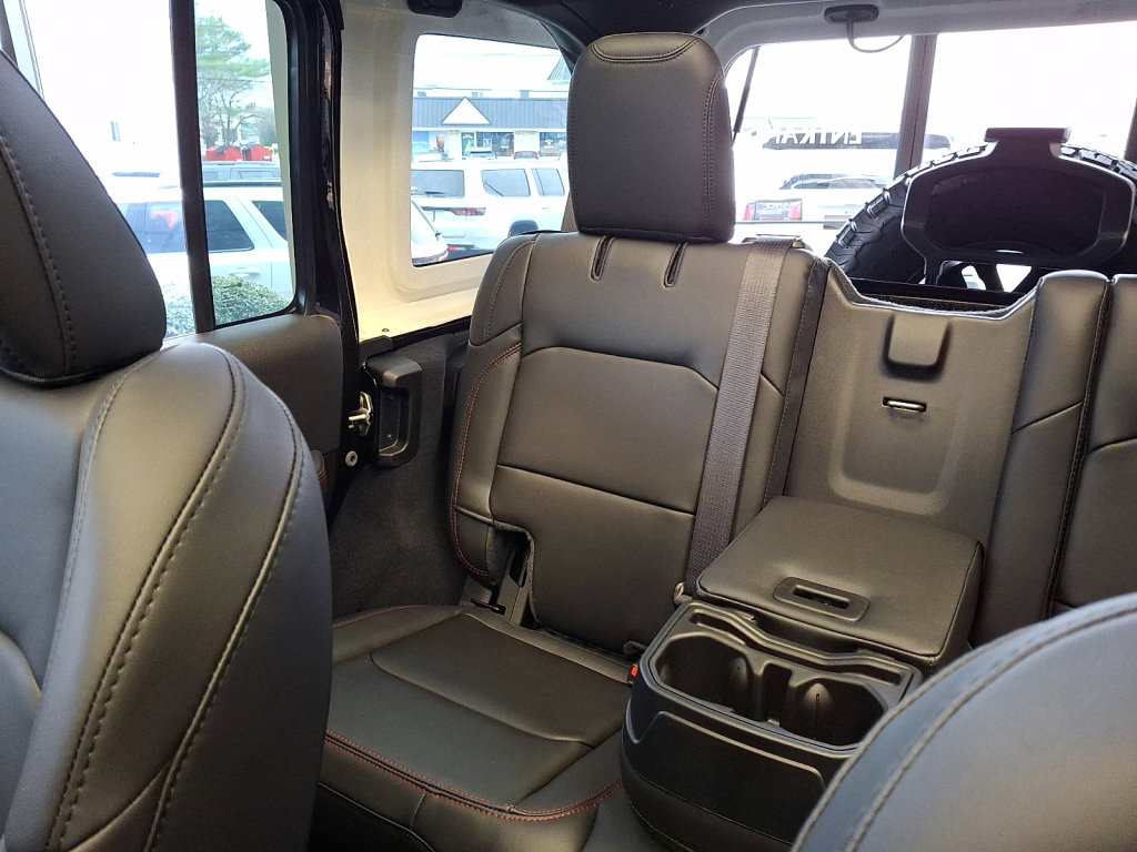 New 2026 Jeep Wrangler Unlimited Rubicon 392 image 12