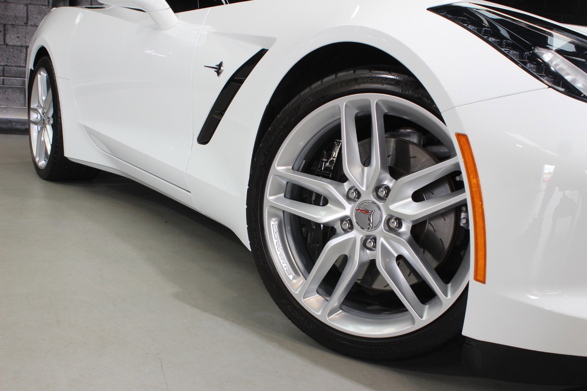 Used 2019 Chevrolet Corvette Stingray Coupe image 25