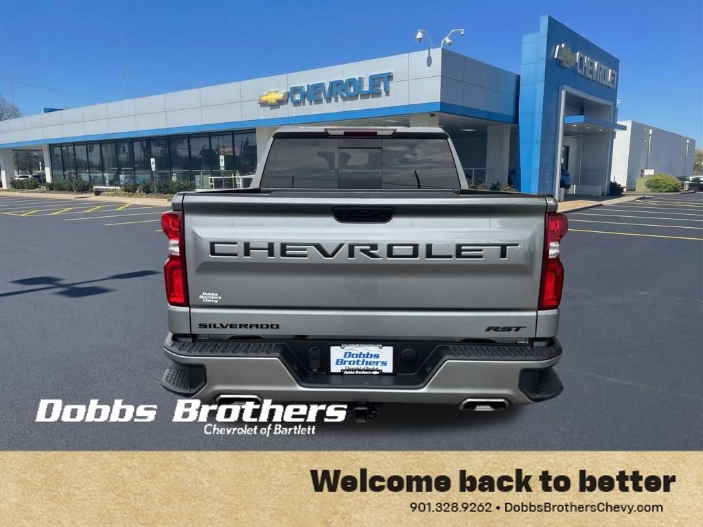 Used 2025 Chevrolet Silverado 1500 RST AWD/4WD image 7