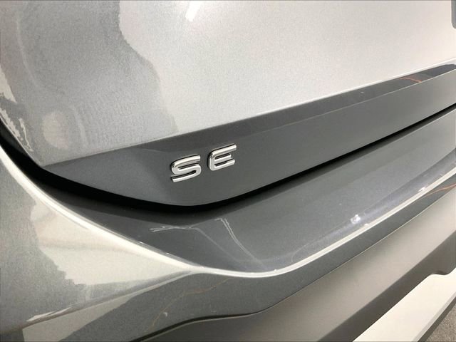 New 2026 Volkswagen Tiguan SE image 13