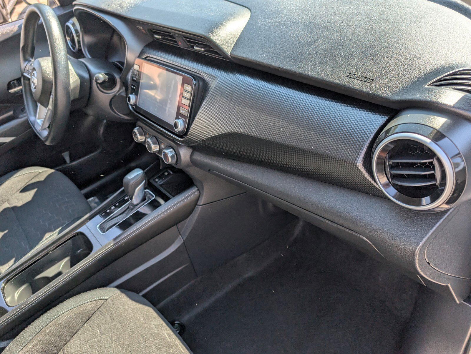 Certified 2024 Nissan Kicks SV w/ Interior Electronics Package image 19