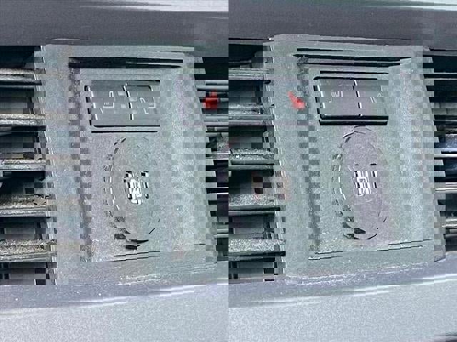 Used 2023 Ford F250 Lariat w/ FX4 Off-Road Package image 26