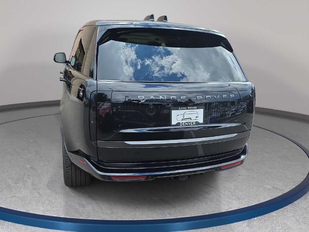 New 2026 Land Rover Range Rover Long Wheelbase SE AWD/4WD image 6