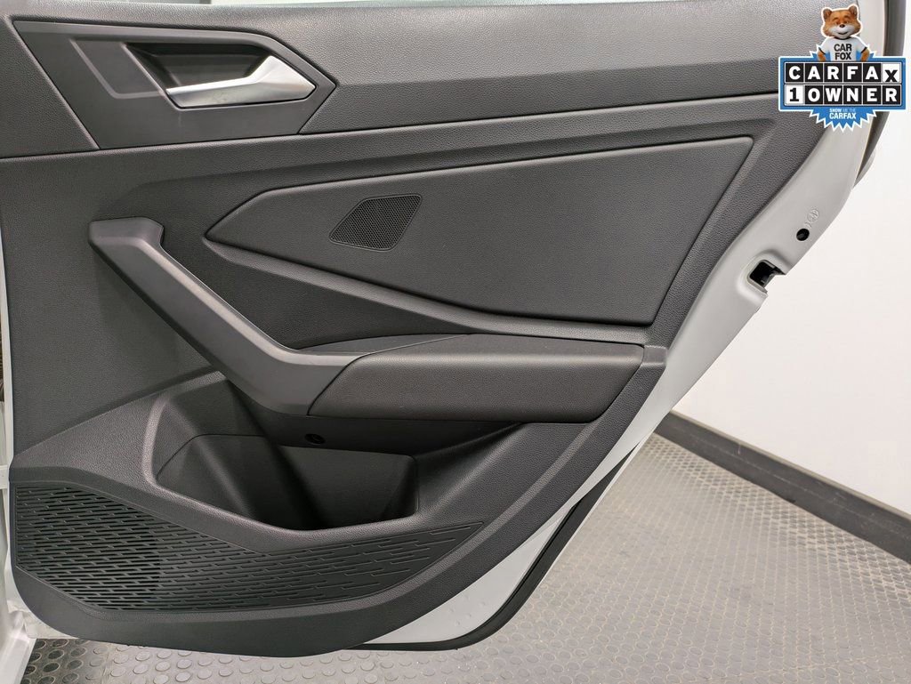 Used 2025 Volkswagen Jetta Sport FWD image 29