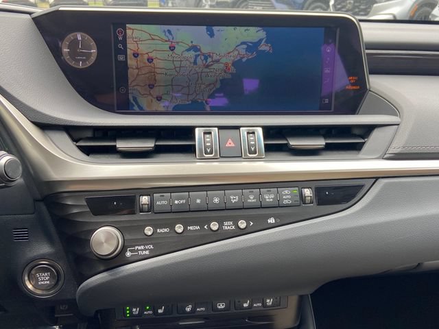 Certified 2021 Lexus ES 350 Ultra Luxury w/ Accessory Package 2 FWD image 18
